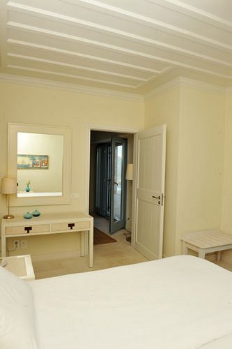 Urania Luxury Villas Pondi Zewnętrze zdjęcie